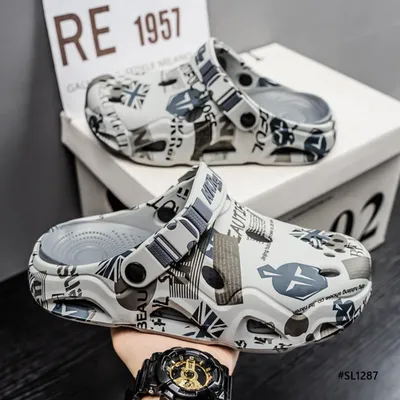 Bold Comfort Men’s Slippers